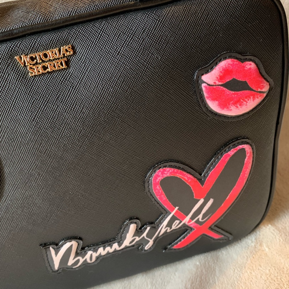 Victoria’s Secret Makeup bag - Picture 6 of 6